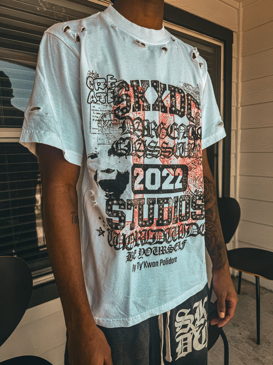 BE YOURSELF TEE