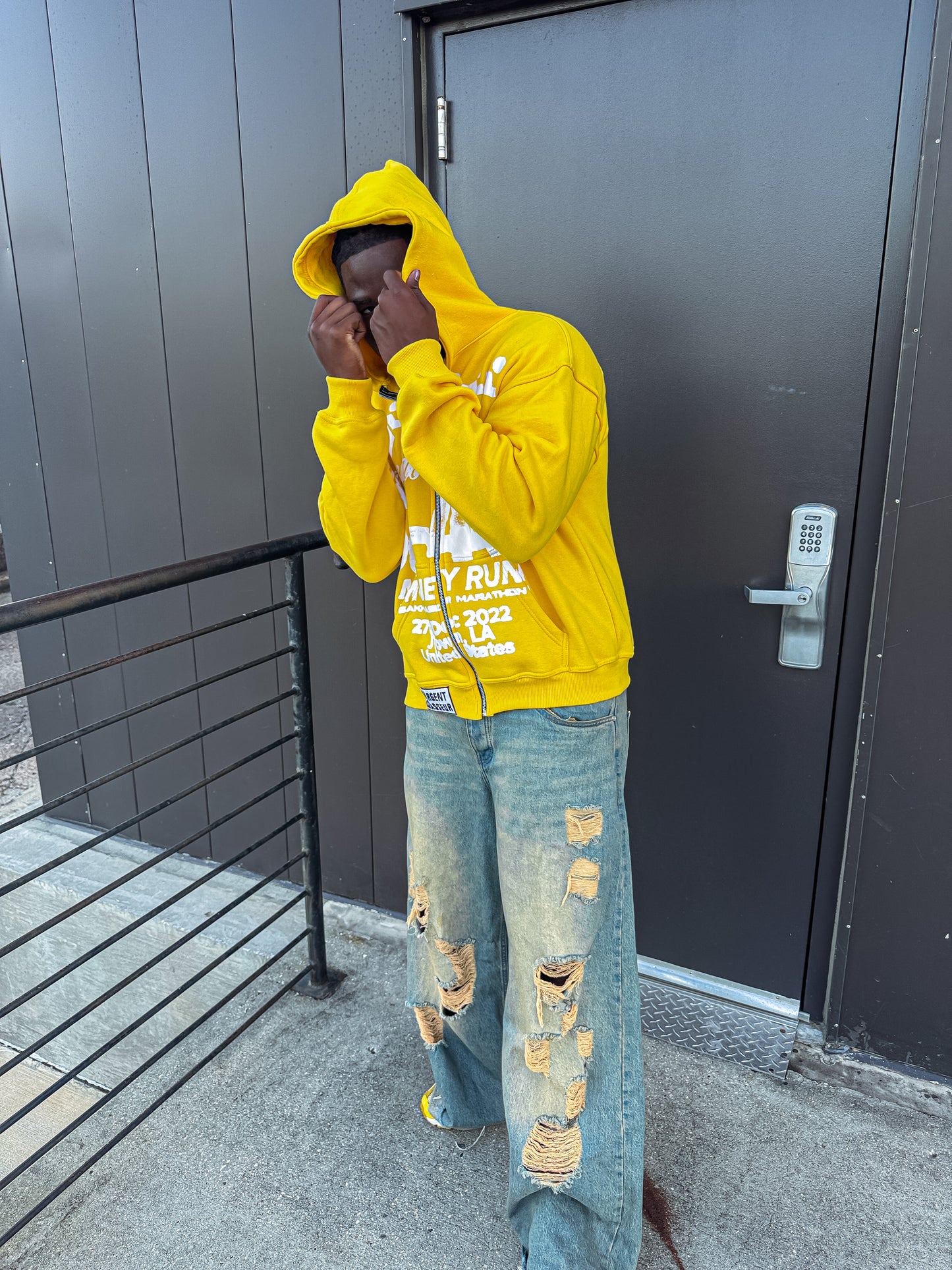 YELLOW 448 ESSENTIAL ZIP UP