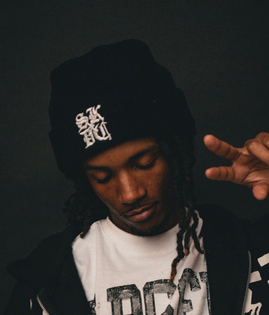 BLACK BEANIE