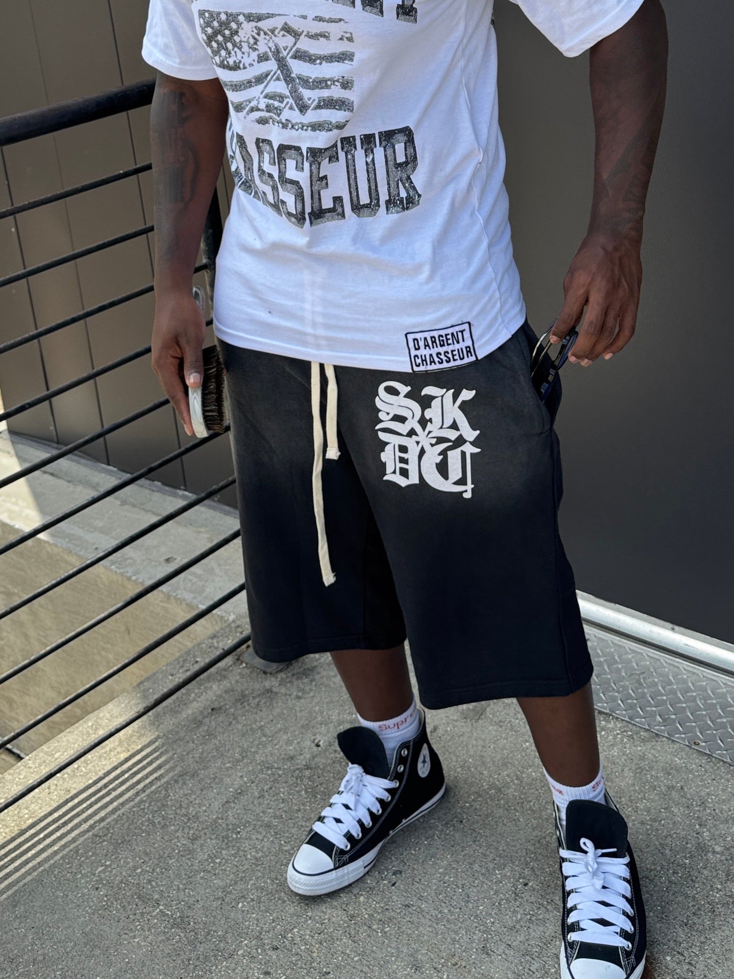 ESSENTIAL SHORTS